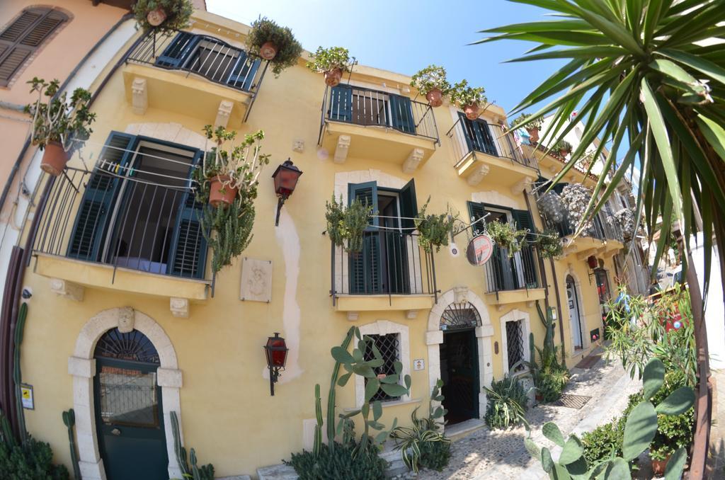 La Locandiera Affittacamere Scilla Exterior photo