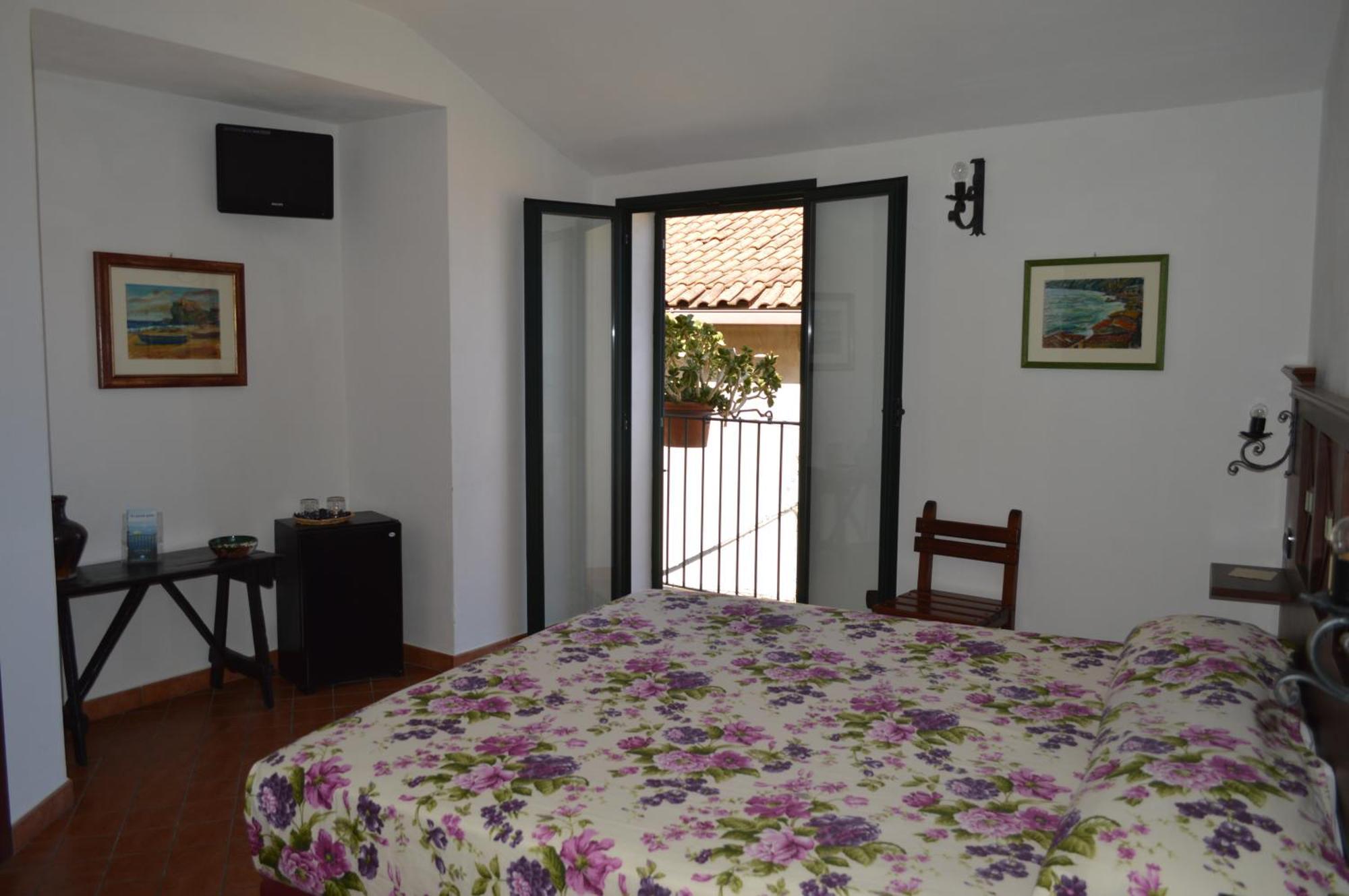La Locandiera Affittacamere Scilla Room photo