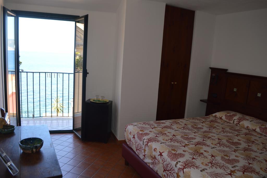 La Locandiera Affittacamere Scilla Exterior photo