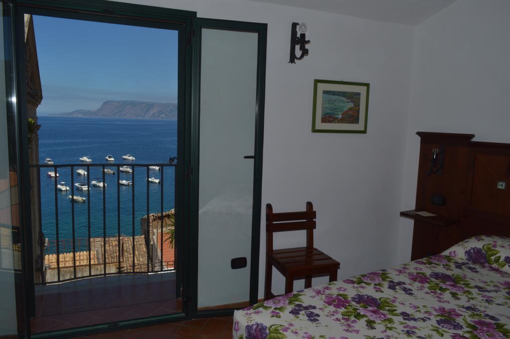 La Locandiera Affittacamere Scilla Exterior photo